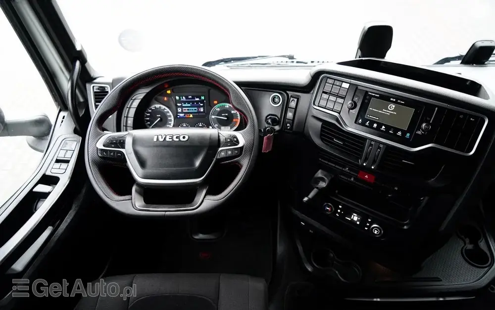 IVECO S-WAY / 510 / RETARDER / KLIMA POSTOJOWA / CAŁA NA PODUSZKACH 