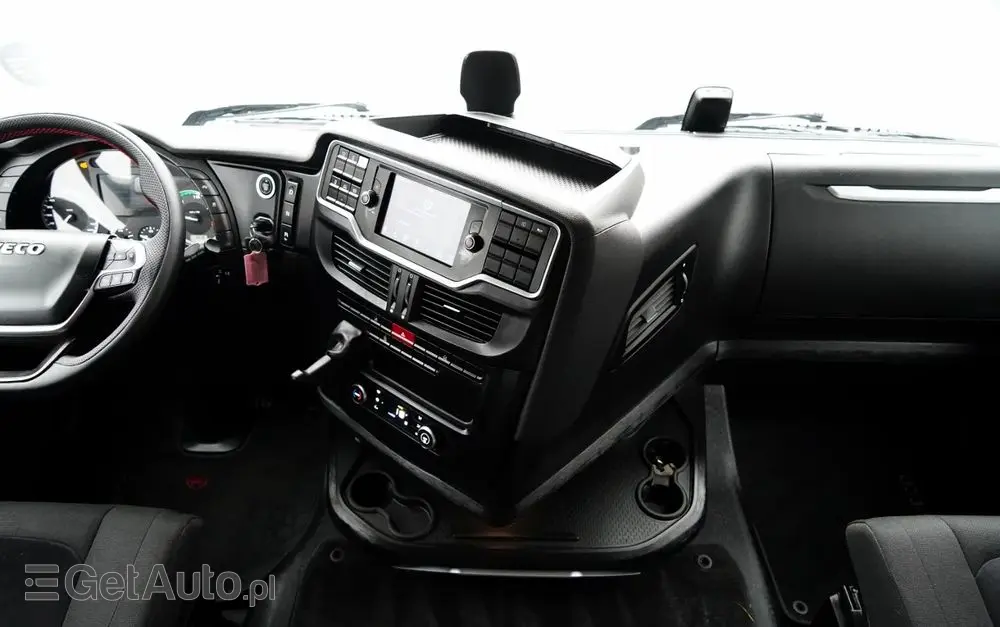 IVECO S-WAY / 510 / RETARDER / KLIMA POSTOJOWA / CAŁA NA PODUSZKACH 