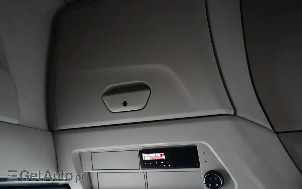 IVECO S-WAY / 510 / RETARDER / KLIMA POSTOJOWA / CAŁA NA PODUSZKACH 