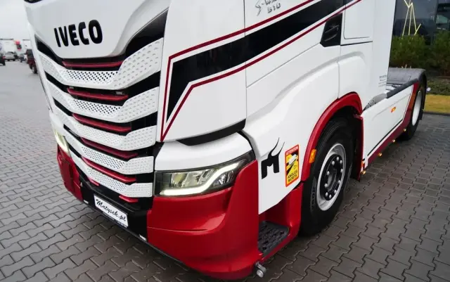 IVECO S-WAY / 510 / RETARDER / KLIMA POSTOJOWA / CAŁA NA PODUSZKACH 