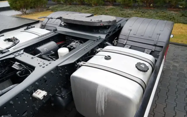 IVECO S-WAY / 510 / RETARDER / KLIMA POSTOJOWA / CAŁA NA PODUSZKACH 