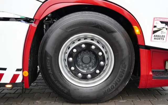 IVECO S-WAY / 510 / RETARDER / KLIMA POSTOJOWA / CAŁA NA PODUSZKACH 