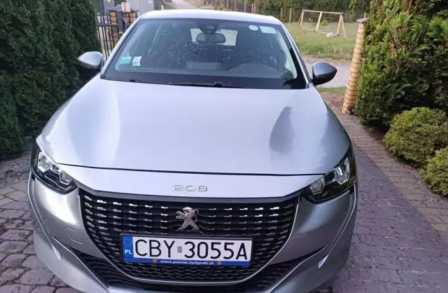 PEUGEOT 208 