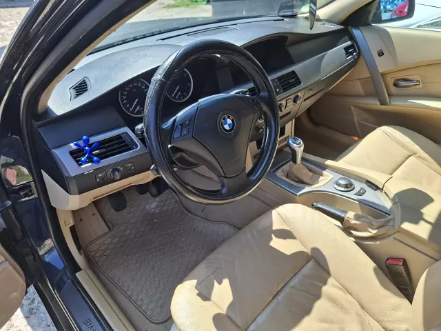 BMW Seria 5 525