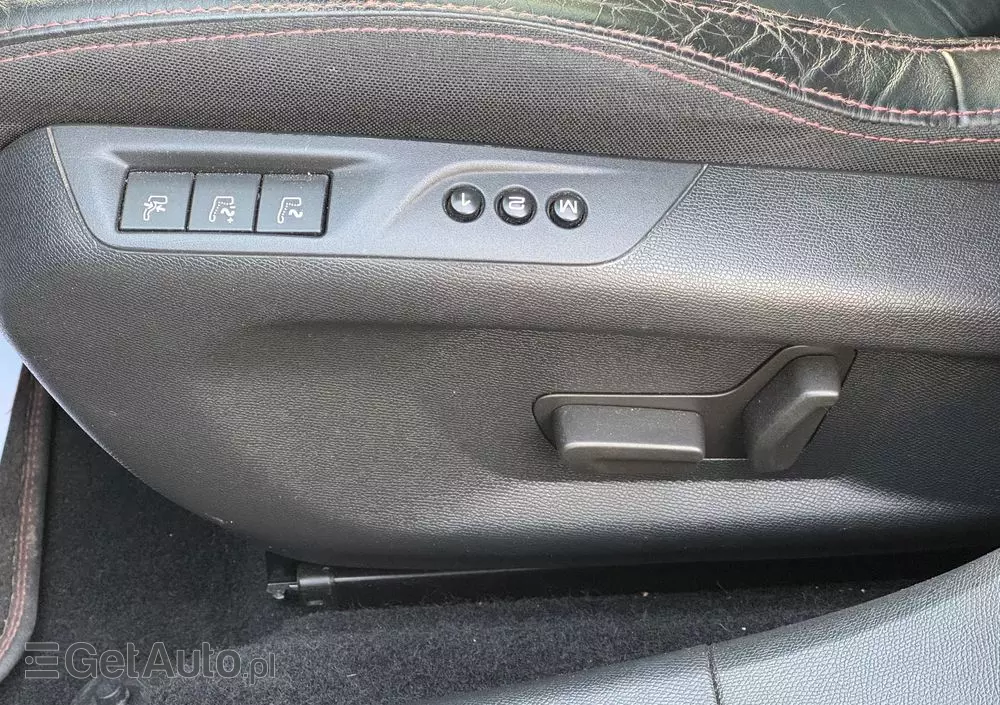 PEUGEOT 308 SW BlueHDi 180 EAT6 GT