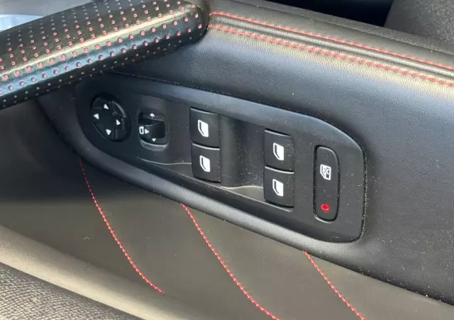 PEUGEOT 308 SW BlueHDi 180 EAT6 GT