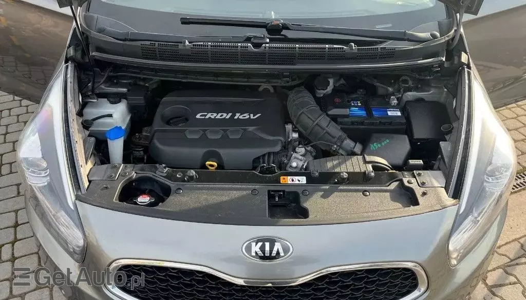 KIA Carens 