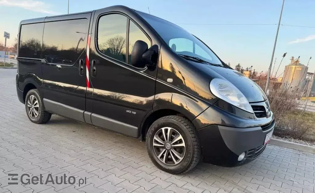 RENAULT Trafic 