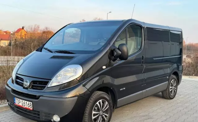 RENAULT Trafic 