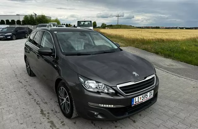 PEUGEOT 308 