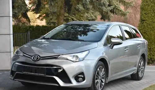 TOYOTA Avensis 