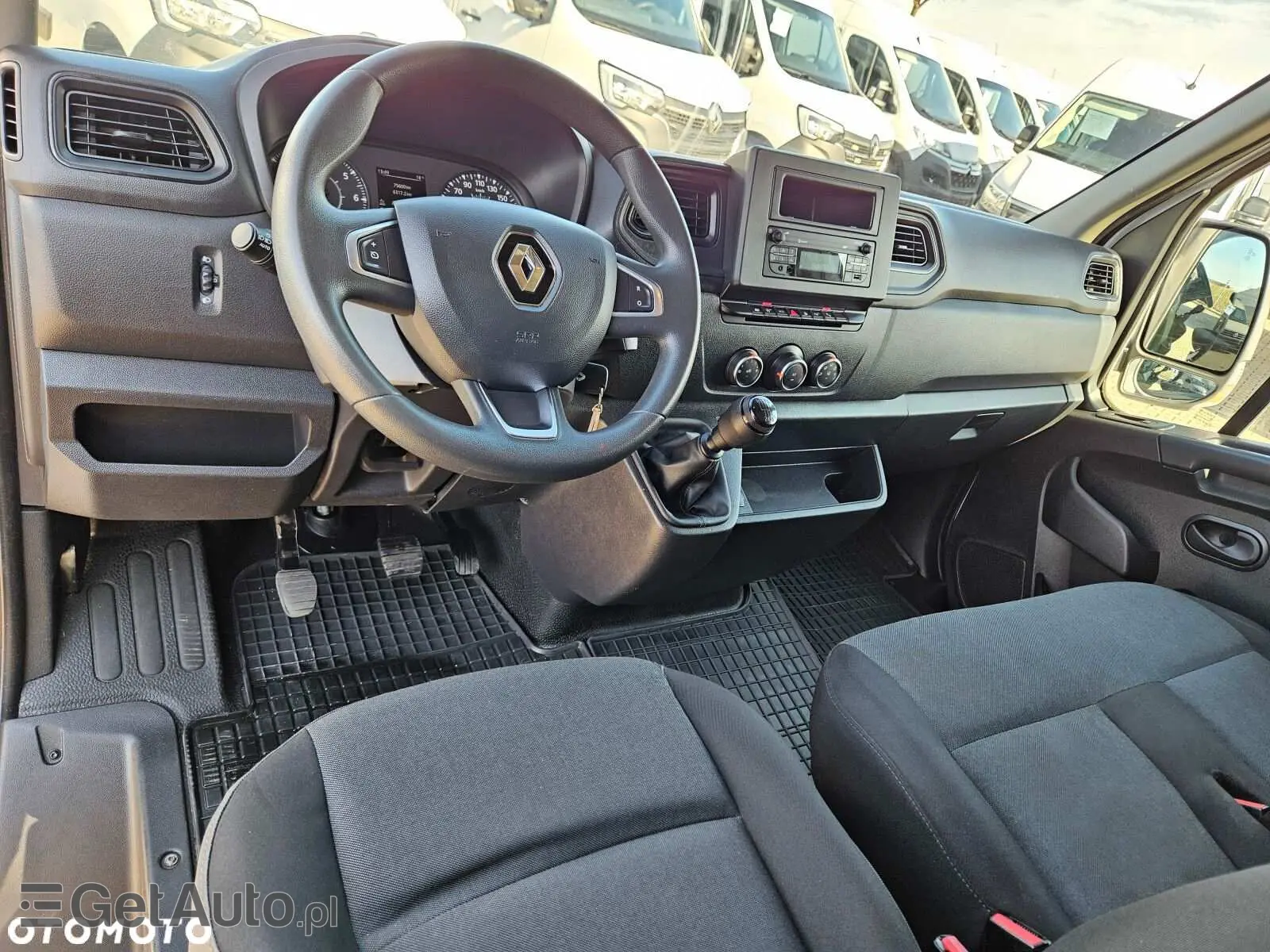 RENAULT Master L4H2 Business DBL