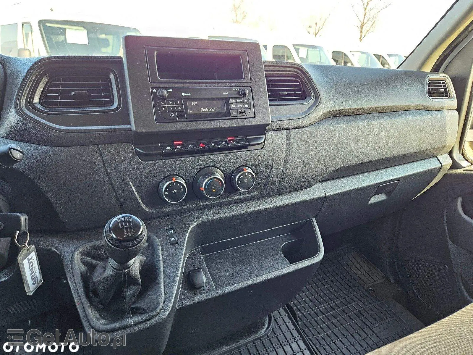 RENAULT Master L4H2 Business DBL