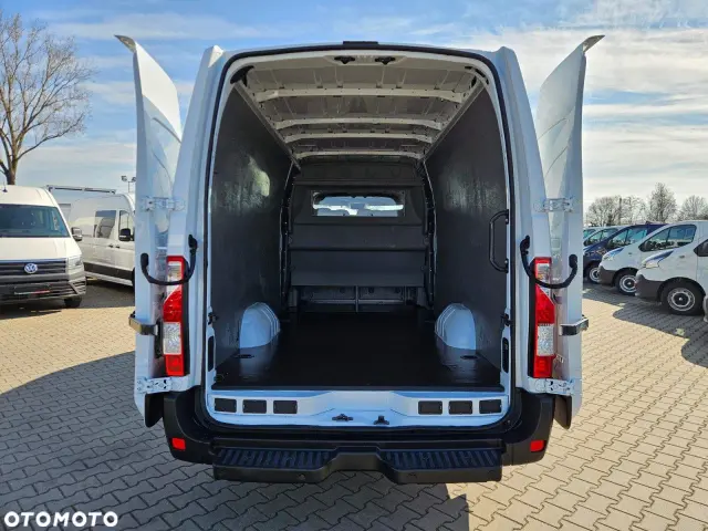 RENAULT Master L4H2 Business DBL