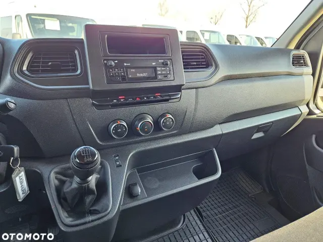 RENAULT Master L4H2 Business DBL