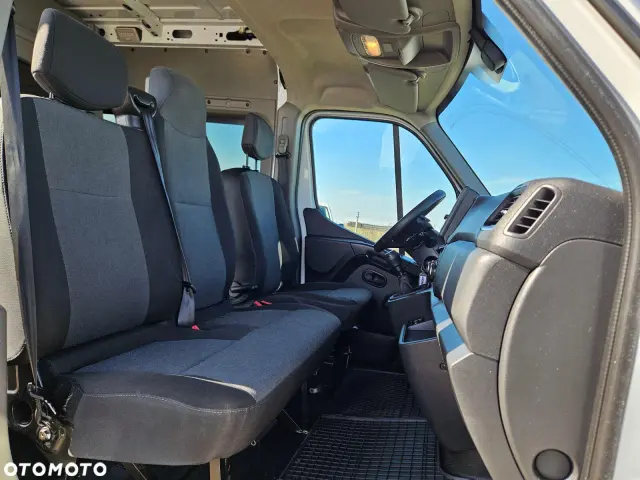 RENAULT Master L4H2 Business DBL