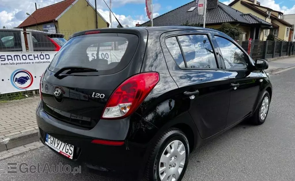 HYUNDAI I20 
