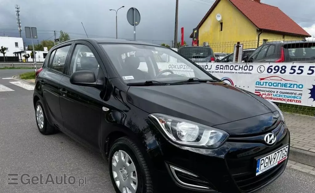 HYUNDAI I20 
