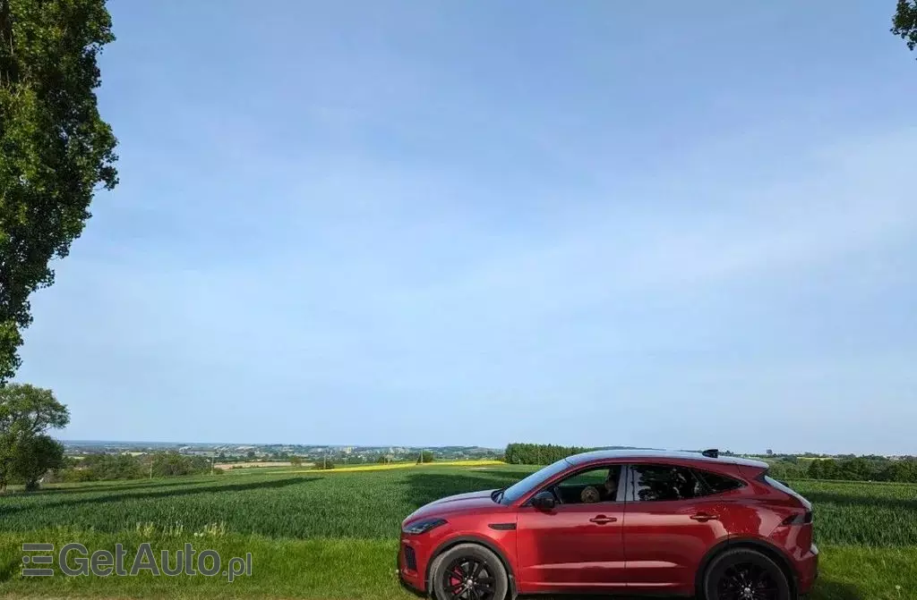 JAGUAR E-Pace 