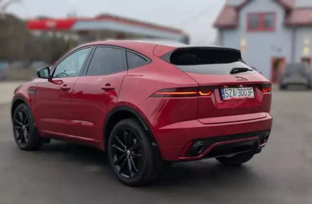 JAGUAR E-Pace 