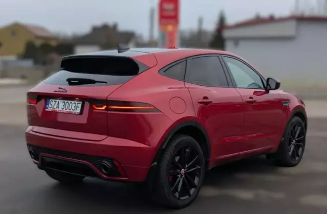 JAGUAR E-Pace 