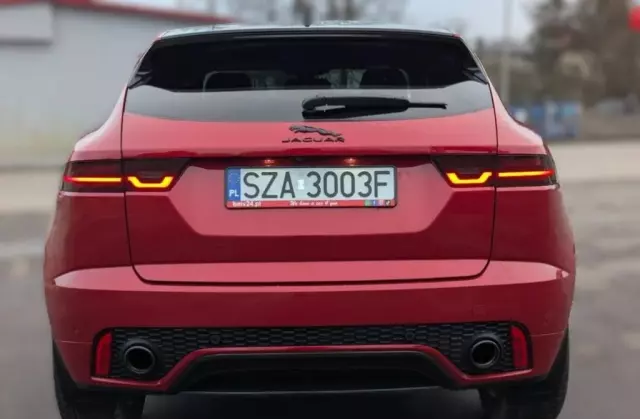 JAGUAR E-Pace 