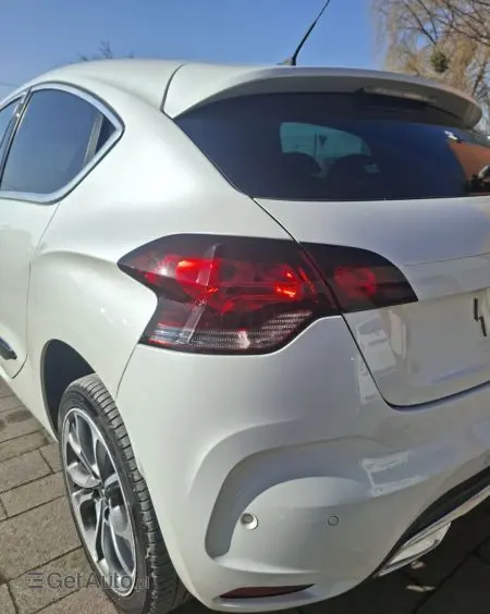 DS AUTOMOBILES DS 4 