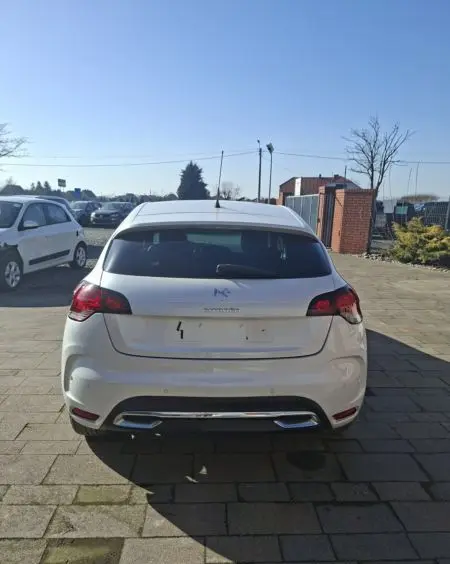 DS AUTOMOBILES DS 4 