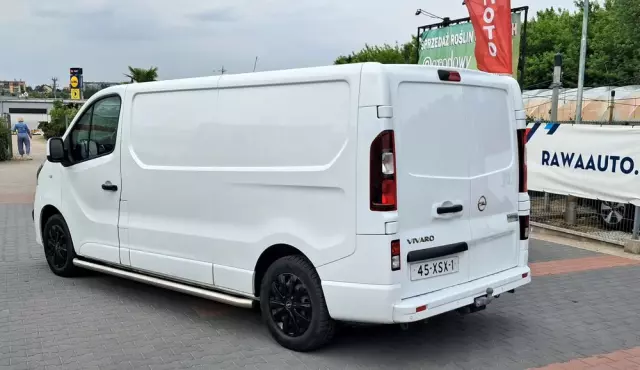 OPEL VIVARO 