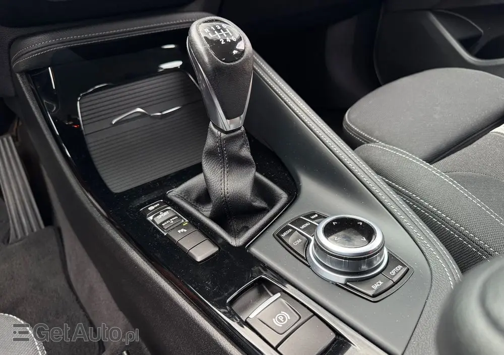 BMW X1 SDrive18d Sport Line