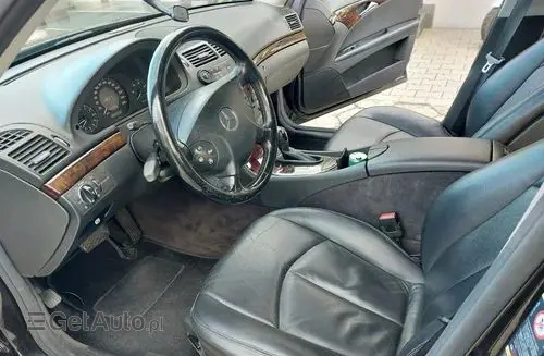 MERCEDES-BENZ Klasa E 