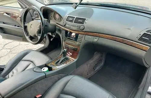 MERCEDES-BENZ Klasa E 