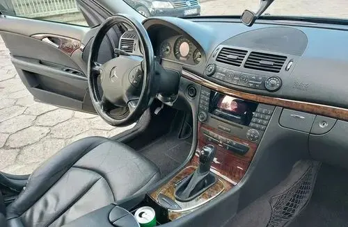 MERCEDES-BENZ Klasa E 