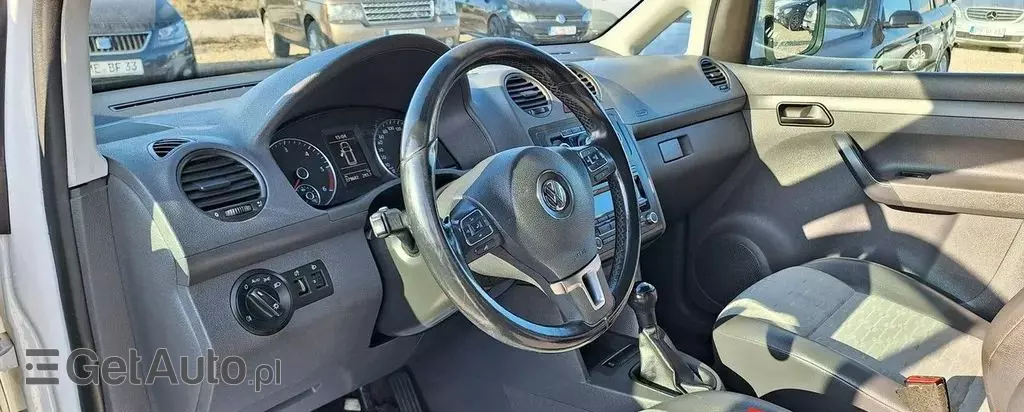 VOLKSWAGEN Caddy 