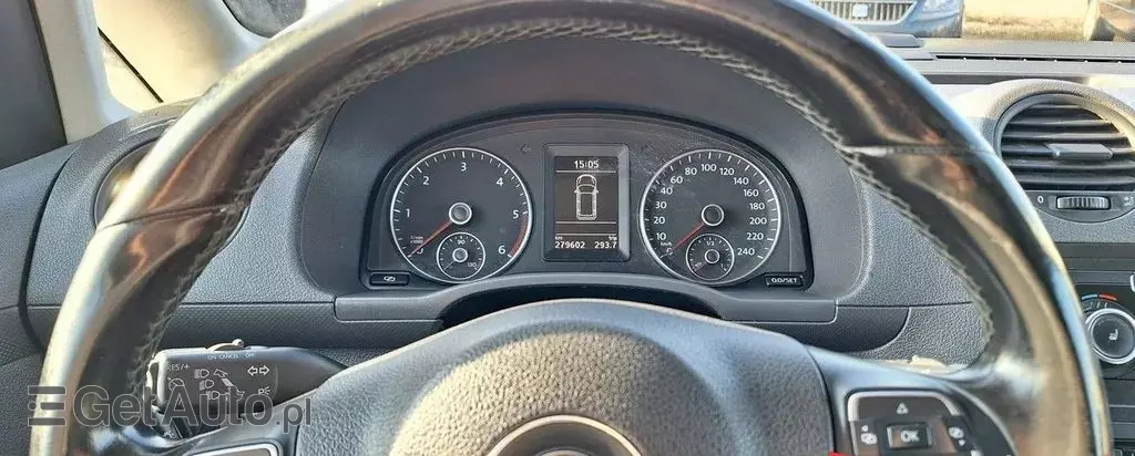 VOLKSWAGEN Caddy 