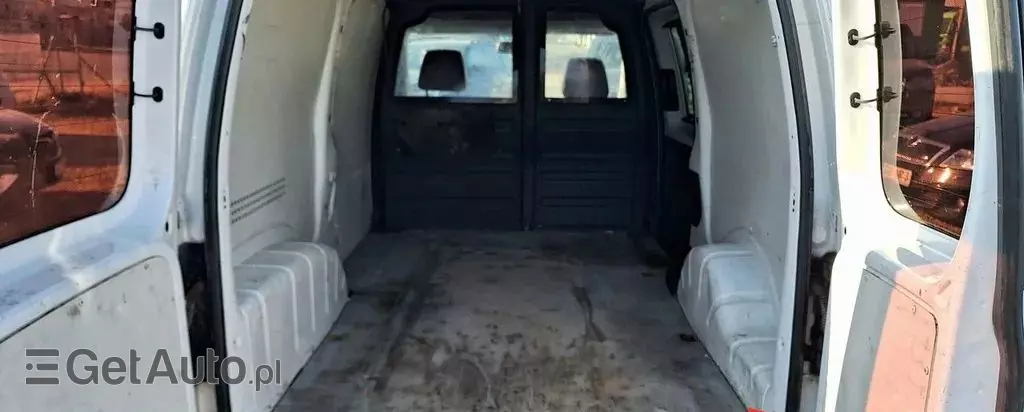 VOLKSWAGEN Caddy 