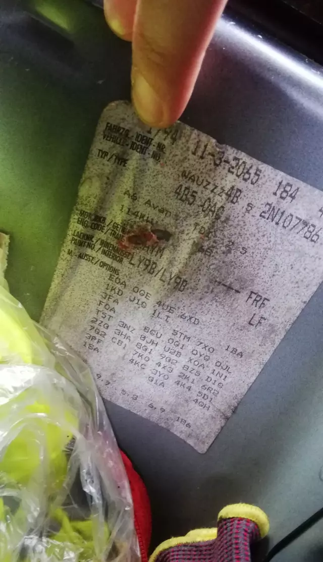 AUDI A6 2.5 TDI V6 (155 KM)