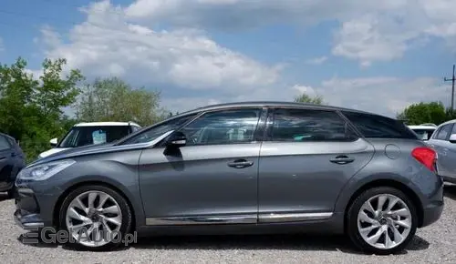 CITROEN DS5 