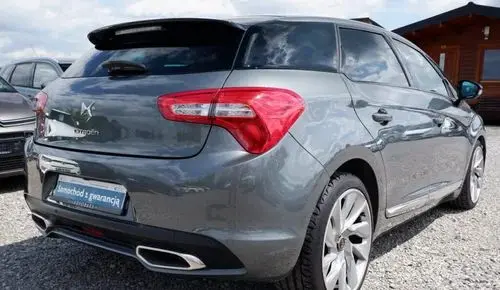 CITROEN DS5 