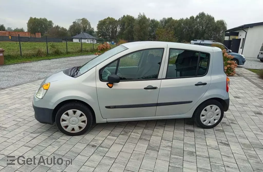 RENAULT Modus 