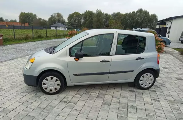 RENAULT Modus 