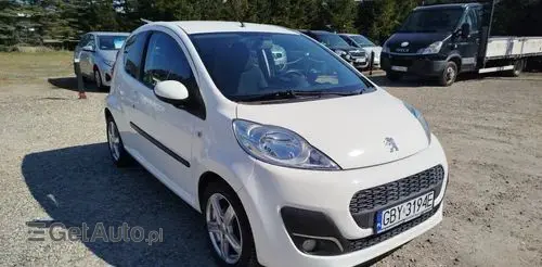 PEUGEOT 107 