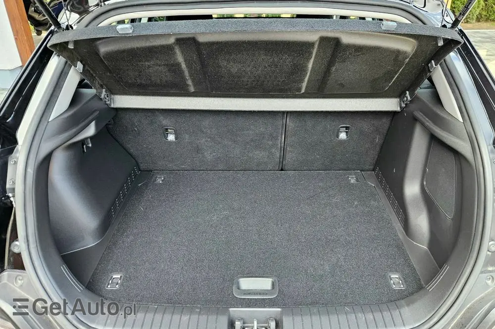 HYUNDAI Kona 1.6 T-GDI DCT 4WD Unique+