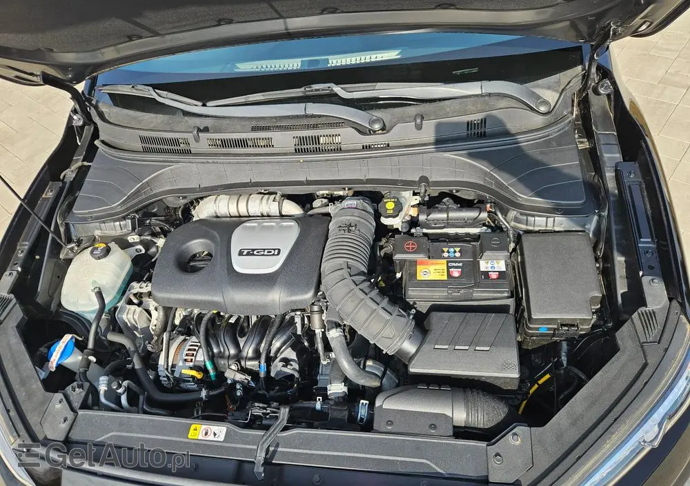 HYUNDAI Kona 1.6 T-GDI DCT 4WD Unique+