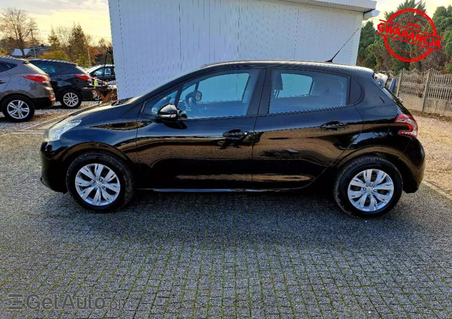 PEUGEOT 208 1.2 VTi Active Pack