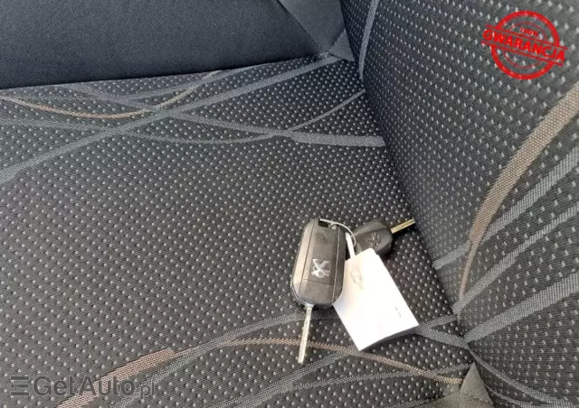 PEUGEOT 208 1.2 VTi Active Pack