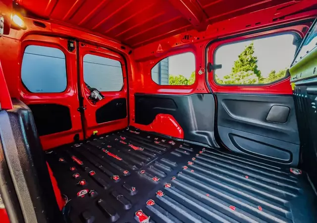 PEUGEOT Partner 1.5 BlueHDi MR`19 E6.2 2.4t 