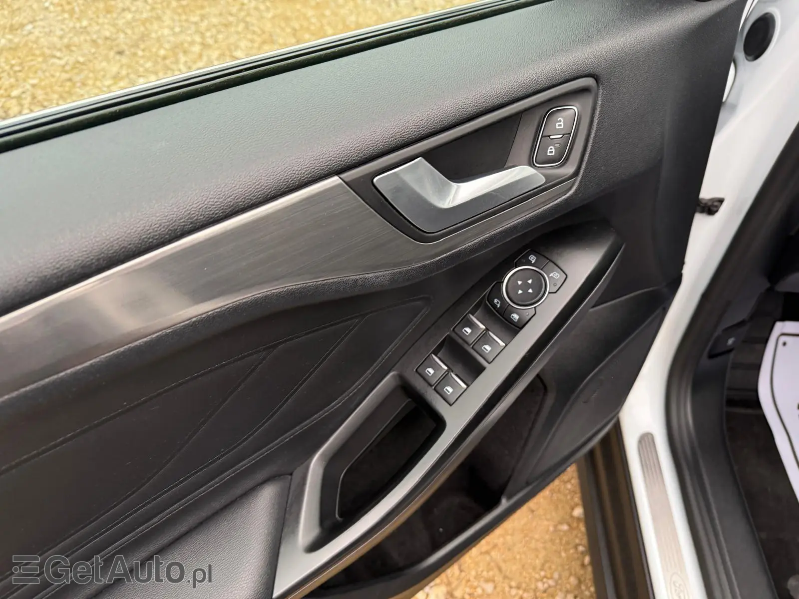 FORD Focus Titanium Business