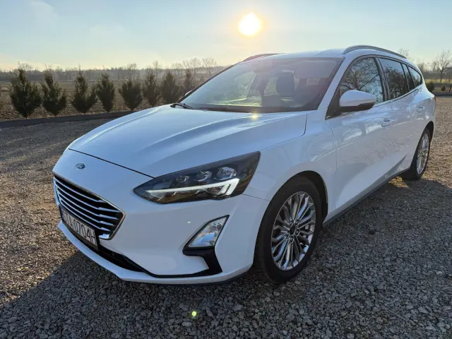 FORD Focus Titanium Business