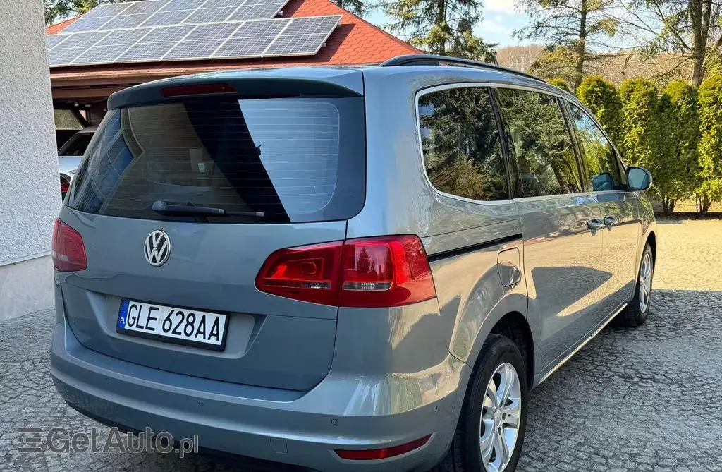 VOLKSWAGEN Sharan 